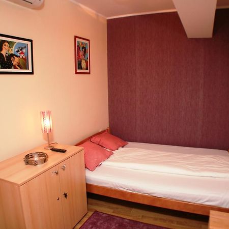 Hostel Jasmin Belgrade Luaran gambar
