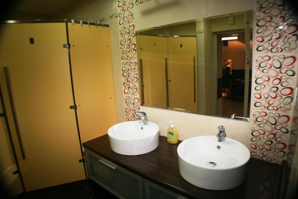 Hostel Jasmin Belgrade Bilik gambar