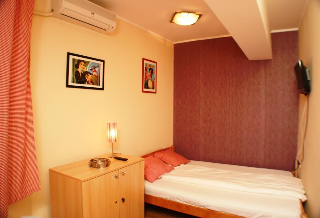 Hostel Jasmin Belgrade Luaran gambar